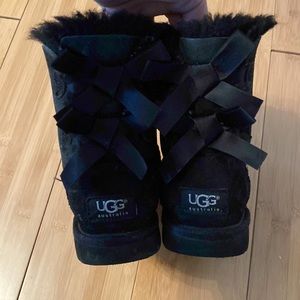 Black UGG Bailey boot